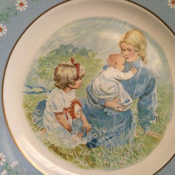 Vintage 1974 Avon Spain Tenderness Porcelain Plate Pontesa Ironstone 9" - Picture 3 of 4